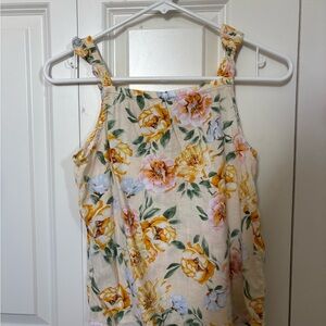 Old Navy Cream Sleeveless Tank Top